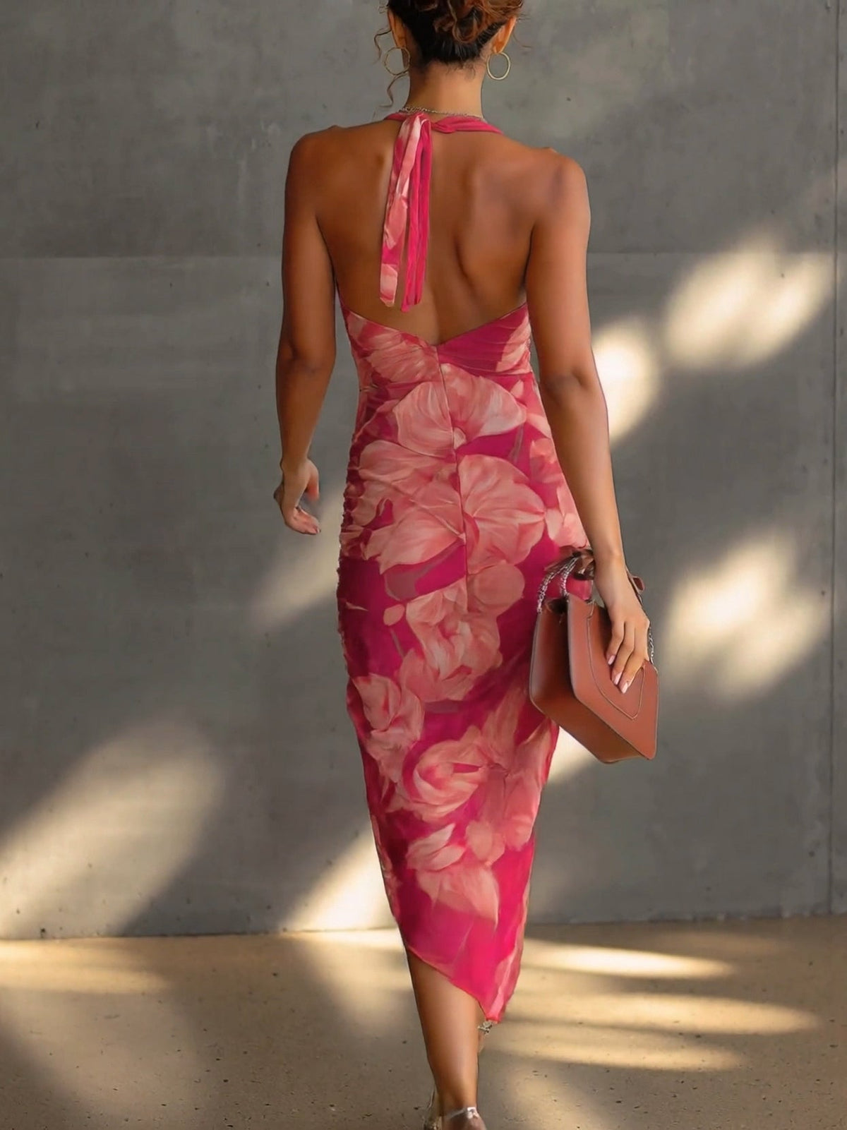 Isabella - Vestido floral ajustado con abertura lateral