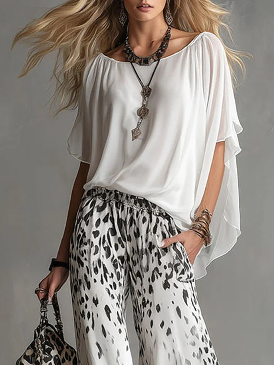 Noa - Conjunto de camiseta blanca y pantalón de leopardo