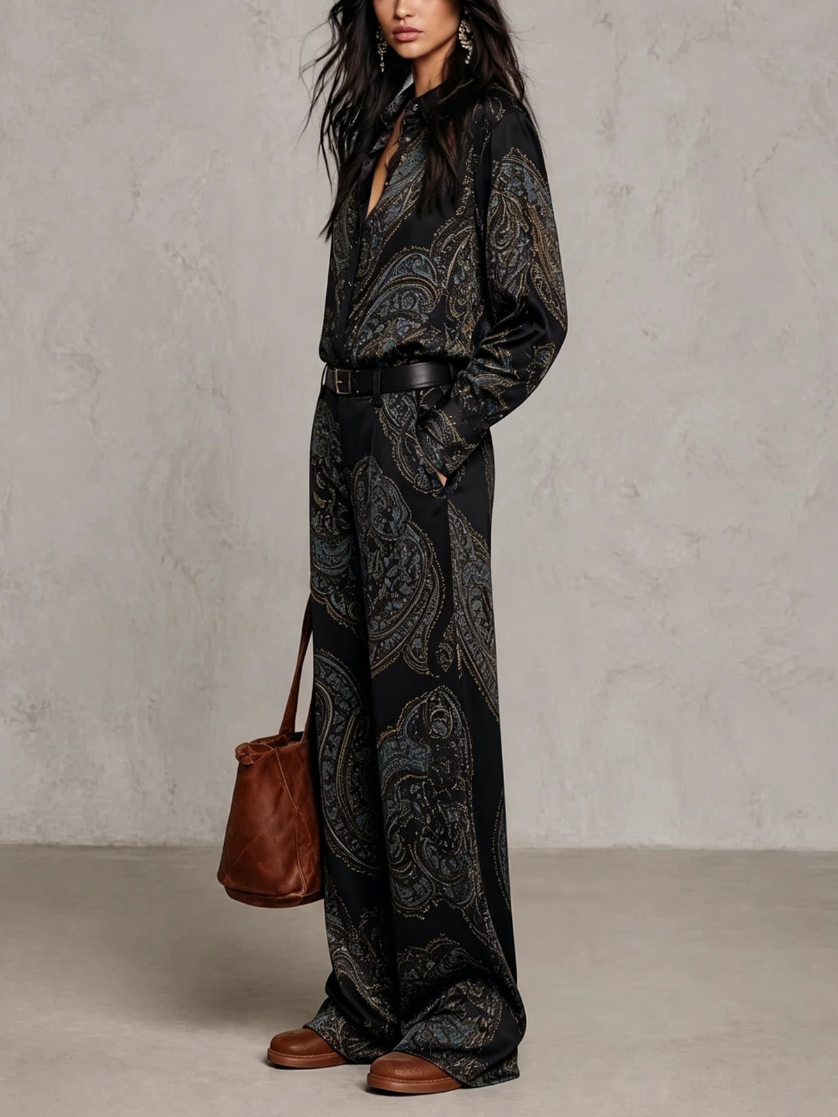 Violette - Conjunto Borgoña de Estampado Paisley