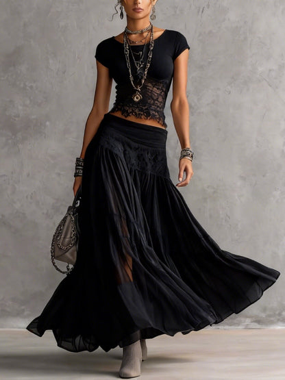 Adriana - Look elegante con encaje y falda plisada